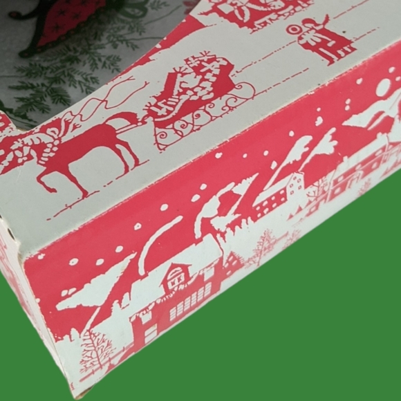 Vintage Fisher Christmas 16cm clear Glass plates. Set of 4 - Picture 9 of 9